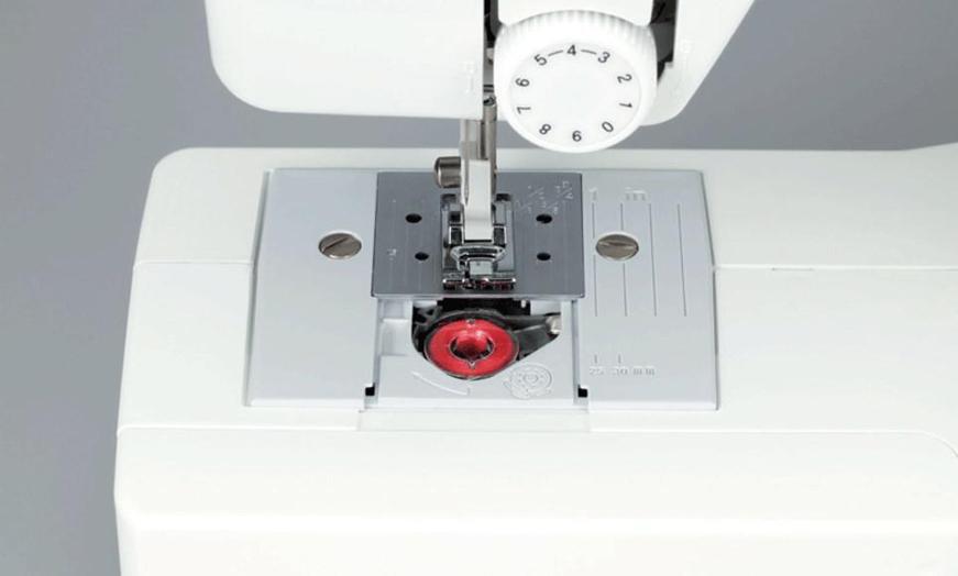 Швейная машинка BROTHER CX5