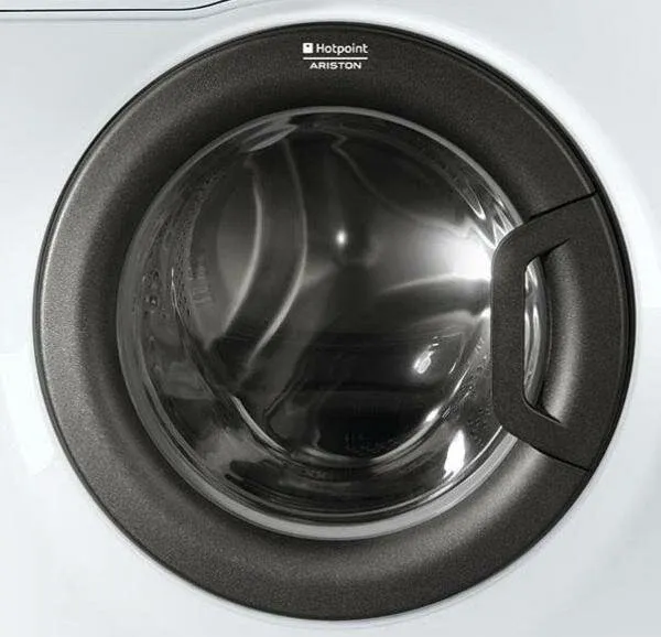 Стиральная машина HOTPOINT ARISTON VMUL 501 B